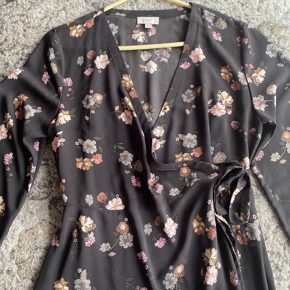 Loft Dress - Picture 2 of 7